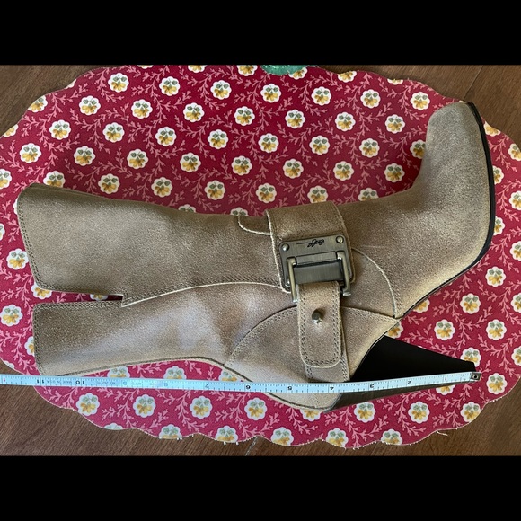 Donald J. Pliner “Bodil” Distressed Italian Leather Mid-Calf Boot, US Size 7M - Picture 14 of 15